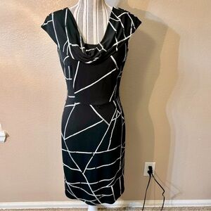 NWT Tahari Dress Sz 2 Arthur S. Levine Black White Geometric Lines Short Slv ASL